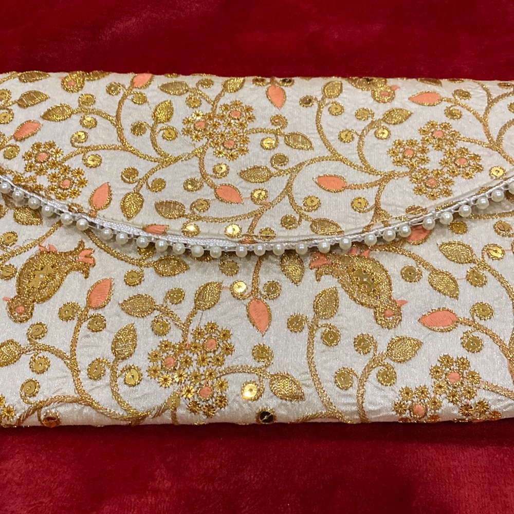 Brand new evening purse beautiful zari work all over